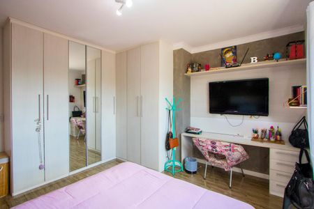 Casa à venda com 200m², 2 quartos e 2 vagasQuarto 2 - Suíte