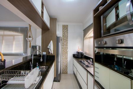 Casa à venda com 200m², 2 quartos e 2 vagasCozinha