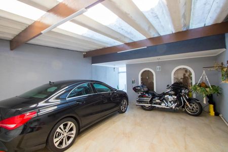 Casa à venda com 200m², 2 quartos e 2 vagasGaragem