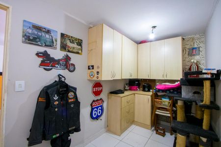 Casa à venda com 200m², 2 quartos e 2 vagasQuarto de serviço