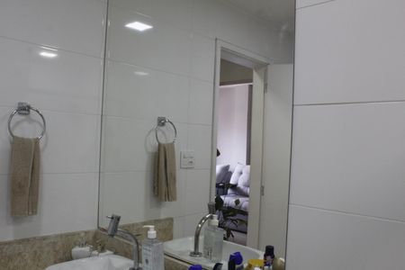 Apartamento à venda com 95m², 3 quartos e 1 vagaBanheiro Social
