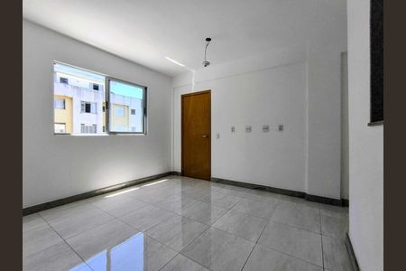 Apartamento à venda com 2 quartos, 45m² em Manacás, Belo Horizonte