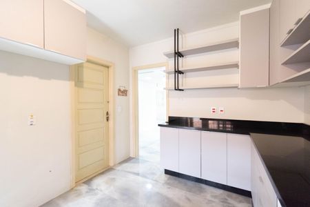 Casa à venda com 150m², 3 quartos e 3 vagas