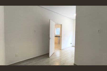 Casa para alugar com 45m², 1 quarto e 1 vagaQuarto 1