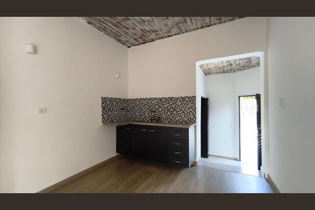 Casa para alugar com 45m², 1 quarto e 1 vaga Casa para alugar com 45m², 1 quarto e 1 vagaCozinha