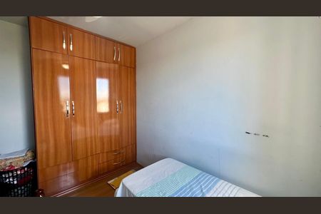 Quarto  de apartamento à venda com 3 quartos, 65m² em Vila Cloris, Belo Horizonte
