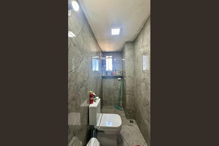 Apartamento à venda com 65m², 3 quartos e 1 vaga Apartamento à venda com 65m², 3 quartos e 1 vagaBanheiro