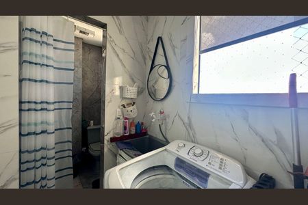 Apartamento à venda com 65m², 3 quartos e 1 vaga Apartamento à venda com 65m², 3 quartos e 1 vagaÁrea de serviço