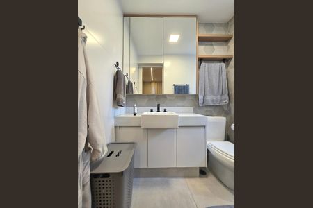 Apartamento para alugar com 111m², 2 quartos e 3 vagasBanheiro da Suíte 2