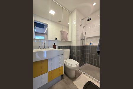 Apartamento para alugar com 111m², 2 quartos e 3 vagasBanheiro da Suíte 1