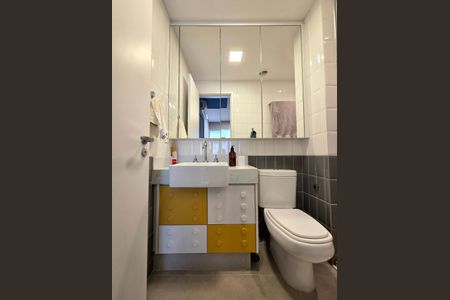 Apartamento para alugar com 111m², 2 quartos e 3 vagasBanheiro da Suíte 1