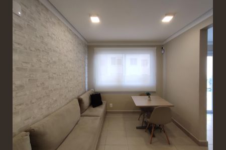 Apartamento para alugar com 32m², 2 quartos e sem vagaÁrea Comum - Salão de Festas
