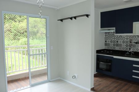 Apartamento para alugar com 2 quartos, 47m² em Jardim Pioneira, Cotia