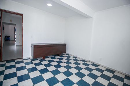 Casa para alugar com 130m², 2 quartos e 1 vagaCopa