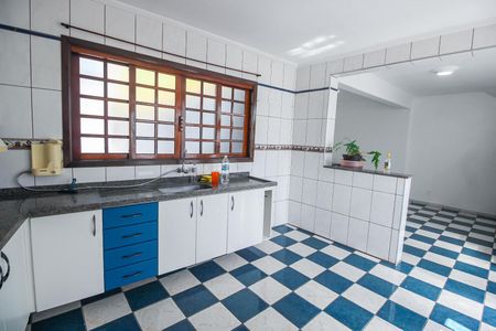 Casa para alugar com 130m², 2 quartos e 1 vagaCozinha