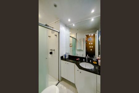 Apartamento à venda com 127m², 4 quartos e 2 vagasBanheiro da Suíte