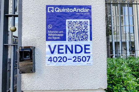 Apartamento à venda com 127m², 4 quartos e 2 vagasPlaquinha