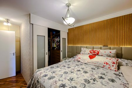 Apartamento à venda com 127m², 4 quartos e 2 vagasQuarto 2 - Suíte