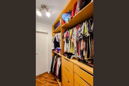 Apartamento à venda com 127m², 4 quartos e 2 vagasQuarto 2 - Suíte