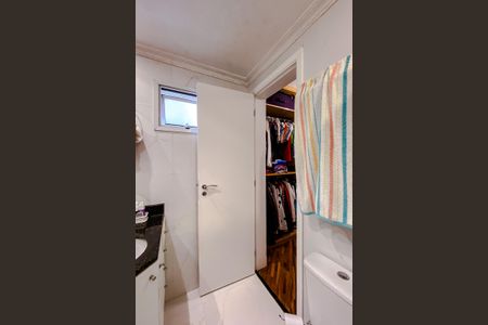 Apartamento à venda com 127m², 4 quartos e 2 vagasBanheiro da Suíte