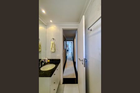 Apartamento à venda com 127m², 4 quartos e 2 vagasBanheiro