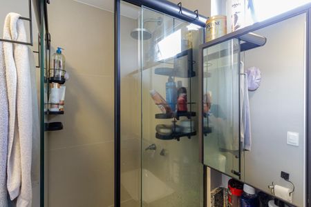 Banheiro de apartamento para alugar com 2 quartos, 39m² em Moema, São Paulo