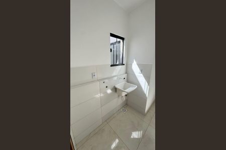 Área de Serviço  de casa para alugar com 2 quartos, 82m² em São Cristóvão, Salvador