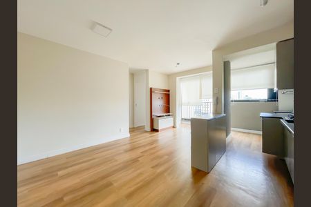 Sala de apartamento à venda com 2 quartos, 52m² em Centro, Osasco