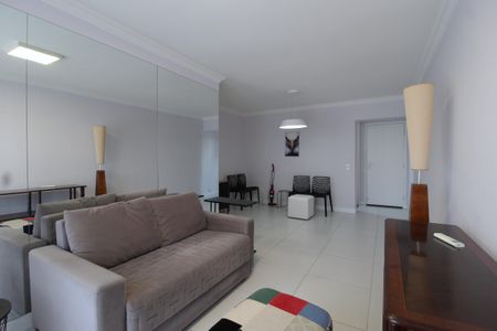 Apartamento para alugar com 78m², 3 quartos e 1 vagaSala