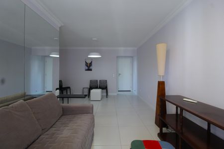 Sala de apartamento para alugar com 3 quartos, 78m² em Vila Olímpia, São Paulo