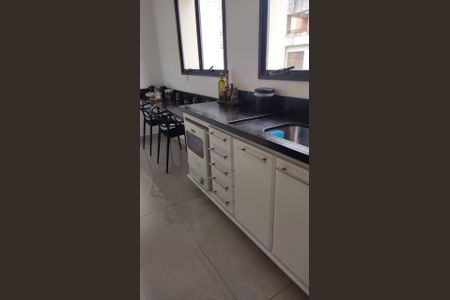 Apartamento à venda com 220m², 3 quartos e 3 vagasCozinha