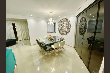 Apartamento à venda com 220m², 3 quartos e 3 vagasSala