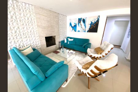 Apartamento à venda com 220m², 3 quartos e 3 vagasSala