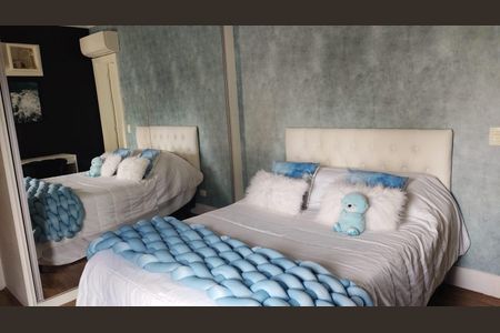 Apartamento à venda com 220m², 3 quartos e 3 vagasQuarto