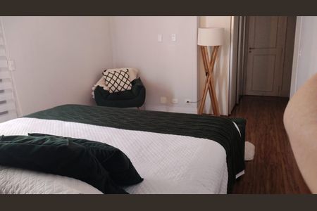 Apartamento à venda com 220m², 3 quartos e 3 vagasQuarto