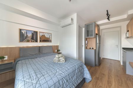 Quarto de kitnet/studio para alugar com 1 quarto, 27m² em Santo Amaro, São Paulo