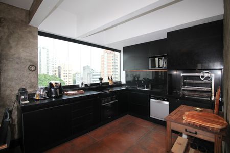 Apartamento à venda com 142m², 1 quarto e 4 vagasCozinha