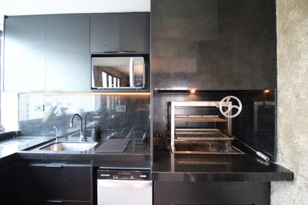 Apartamento à venda com 142m², 1 quarto e 4 vagasCozinha