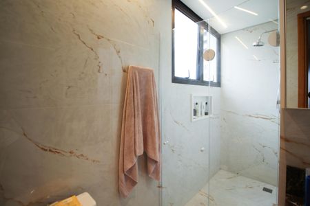 Apartamento à venda com 142m², 1 quarto e 4 vagasBanheiro da Suíte