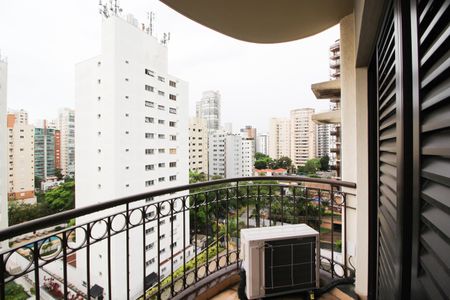 Apartamento à venda com 142m², 1 quarto e 4 vagasVaranda da Suíte