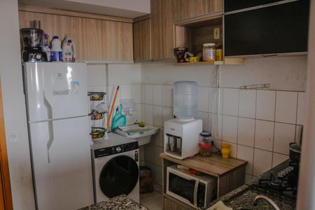 Casa para alugar com 56m², 2 quartos e 1 vagacozinha