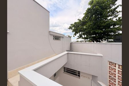 Casa à venda com 120m², 2 quartos e 1 vagaQuintal superior