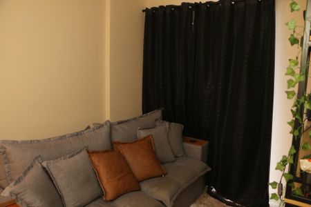 sala de apartamento para alugar com 2 quartos, 54m² em Califórnia, Nova Iguaçu