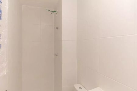 Apartamento para alugar com 32m², 2 quartos e sem vaga Apartamento para alugar com 32m², 2 quartos e sem vagaBanheiro