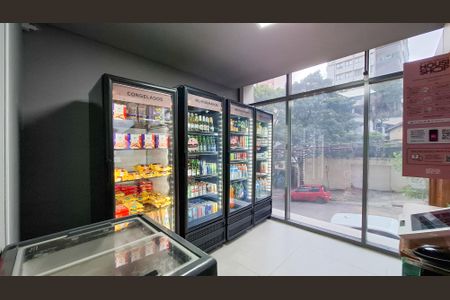 Studio para alugar com 27m², 1 quarto e sem vagaÁrea Comum - Mini Mercado