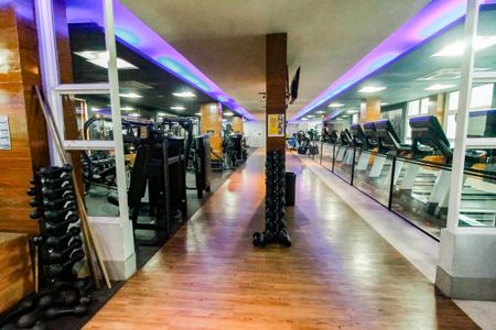 Apartamento à venda com 141m², 3 quartos e 2 vagas Apartamento à venda com 141m², 3 quartos e 2 vagasÁrea comum - Academia