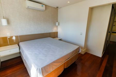 Apartamento à venda com 141m², 3 quartos e 2 vagas Apartamento à venda com 141m², 3 quartos e 2 vagasSuíte 1