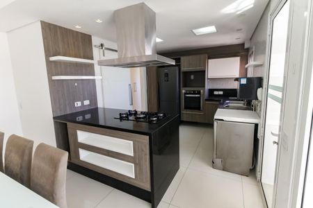 Apartamento à venda com 141m², 3 quartos e 2 vagas Apartamento à venda com 141m², 3 quartos e 2 vagasCozinha - Armários