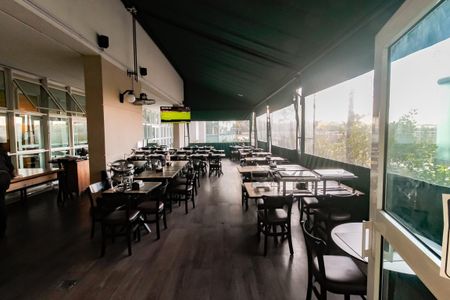 Apartamento à venda com 141m², 3 quartos e 2 vagas Apartamento à venda com 141m², 3 quartos e 2 vagasRestaurante clube