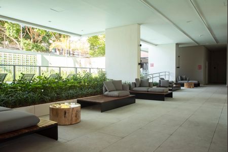 Apartamento à venda com 95m², 3 quartos e 2 vagasHall social